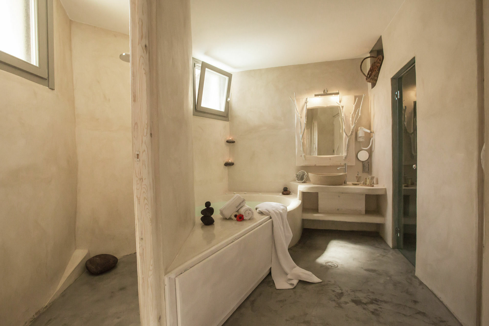 Love Nest Villa Akrotírion Esterno foto